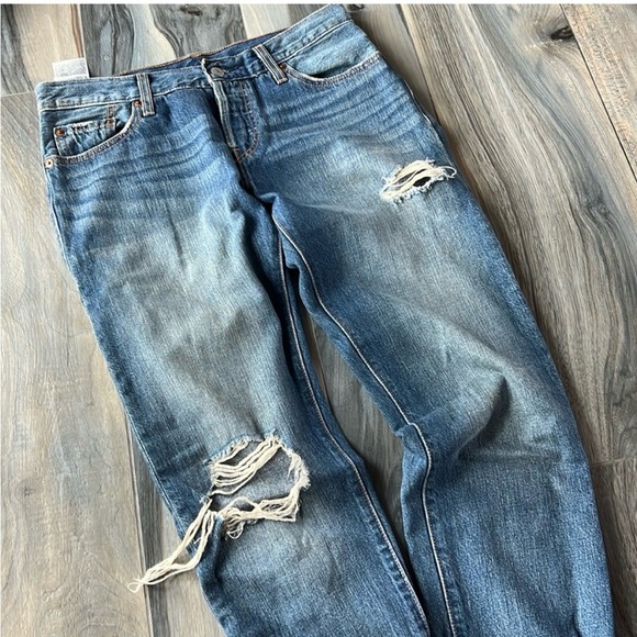 Levi's Distressed Straight Leg Jeans in Blue - Picture 3 of 11